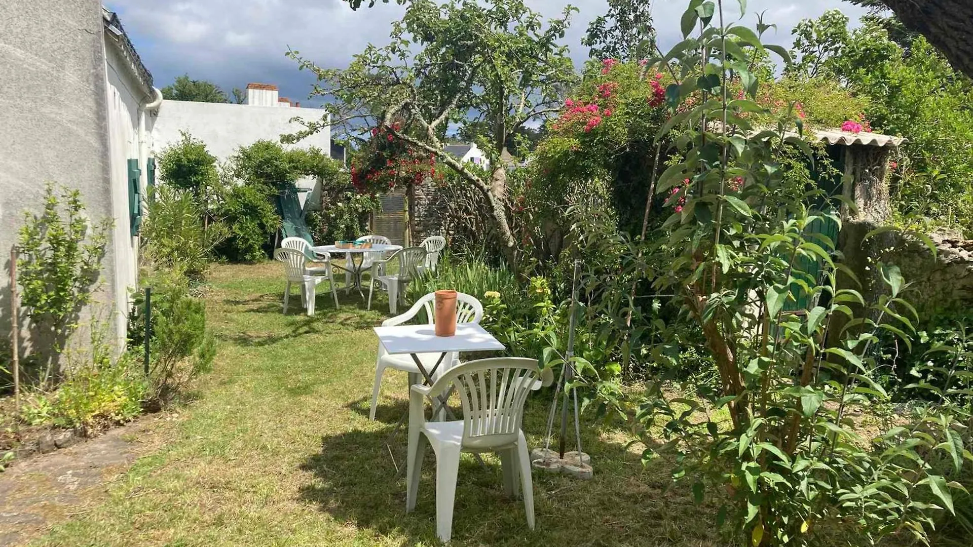 Maison Cosy A Locmaria, 6 Pers, 1 Km Plage, Grand Jardin, Animaux Ok - Fr-1-418-256 فرنسا
